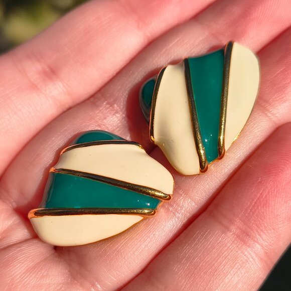 Vintage Jaclyn Smith Teal & Ivory Glam Statement Earrings - Picture 3 of 6
